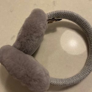 COPY - UGG children’s eat muffs